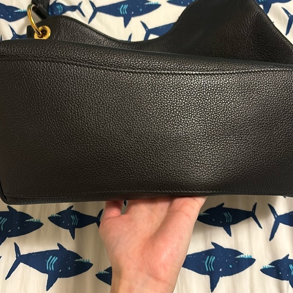 Prada bag - Picture 4 of 7